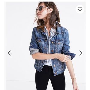 LIKE NEW MADEWELL CLASSIC JEAN JACKET